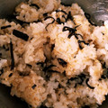 ねこのガストン's cooksnap of when they made 簡単炊き込み御飯《昆布ゴマごはん》.