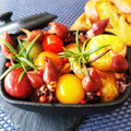辰夫女子's cooksnap of when they made ホタルイカとじゃがいもとトマトアヒージョ.