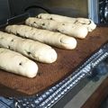 ameうめ's cooksnap of when they made 子供大好きチョコチップスティックパン.