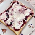 ☆ひぐま☆'s cooksnap of when they made ブルーベリートースト♚クリチ＋ヨーグルト.