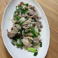 メガネのママ's cooksnap of when they made 葉玉ねぎと豚こまの塩炒め☆☆☆.