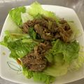 クックD8T236☆'s cooksnap of when they made 疲れに効く♪牛肉とレタスのお酢炒め.