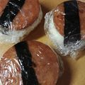 くろたんのはは's cooksnap of when they made 某コンビニの？照り焼きソーセージおにぎり.