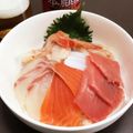 居酒屋まるみ's cooksnap of when they made ４点盛りで海鮮丼.