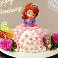 yukky☆mama's cooksnap of when they made 小さなプリンセスソフィア♡ドールケーキ.