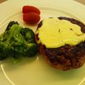 kapibaraだよ's cooksnap of when they made 鮭ハンバーグの照りマヨソース。.