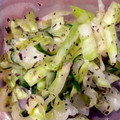 み1228's cooksnap of when they made お弁当♪キャベツときゅうりのゆかり和え.