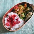 yesmama's cooksnap of when they made 餃子あんが残ったら♪簡単大葉de包み焼き.