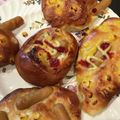 クックL5UGW1☆'s cooksnap of when they made 【初級】HBで作る♪ウィンナーパン.