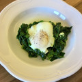 クックYS50's cooksnap of when they made 簡単！ほうれん草エッグ(目玉焼き).