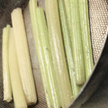 Cook♪Tacos's cooksnap of when they made ふきのアク抜きと皮のむき方♪.