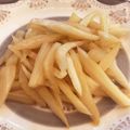 ちえ太郎5's cooksnap of when they made 病み付き！セロリのニンニク醤油炒め.