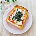 runa10's cooksnap of when they made 余ったしゃぶしゃぶ餅で、餅ピザトースト♡.