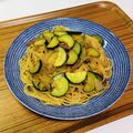 Asato★'s cooksnap of when they made ズッキーニ・新玉葱・ベーコンで和風パスタ.