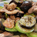 toshio39's cooksnap of when they made 簡単♪豚肉とズッキーニ(なす)の炒め物.
