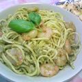 ＠まる's cooksnap of when they made エビとアボカドのオイルソースパスタ.
