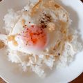 まーく71's cooksnap of when they made 超カンタン！目玉焼き丼☆.