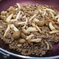 S_Tomokiyo's cooksnap of when they made 【丼にも◎】シメジと合い挽き肉の中華炒め.