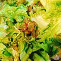 shioriのママ's cooksnap of when they made 焼肉屋さんの味☆サラダ菜ムンチサラダ.
