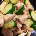 らくだ丸ちゃん's cooksnap of when they made 豚バラとキノコと胡瓜の四川風いため.