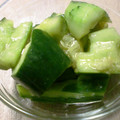 maruru-nn's cooksnap of when they made あと一品！超簡単きゅうりの浅漬け.