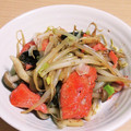 すずなまり's cooksnap of when they made 簡単♡鮭ともやしのバターポン酢炒め♡.