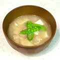 ChunChun☆≡'s cooksnap of when they made ＊絹さやと油揚げのお味噌汁.