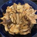 クックAZ9XR5☆'s cooksnap of when they made 鶏むね肉＆しめじ☆バター醤油炒め.