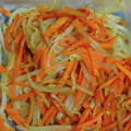 鶯神楽's cooksnap of when they made もやしと人参のパパっと炒め^^.