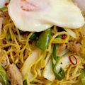 ゆっくん1129's cooksnap of when they made 豚玉ピーマンのだし醤油ナンプラー焼きそば.