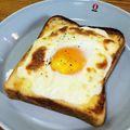 Asato★'s cooksnap of when they made 待てない！今すぐ目玉焼きトースト*･.