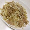 きらり流れ星's cooksnap of when they made 豚バラ肉とモヤシの生姜焼き風.