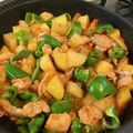 ポーたんエーたん's cooksnap of when they made 鶏肉とじゃがいものトマト煮.
