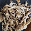 どみんごちゃん's cooksnap of when they made 【楽めし】舞茸のソテーレモン醤油のソース.