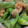 もんちとあずき's cooksnap of when they made 大量消費！ピーマンと油揚げの甘酢炒め.
