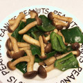 しょしょらら's cooksnap of when they made しめじとピーマンの柚子胡椒炒め.