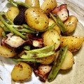 りんりんコック's cooksnap of when they made じゃがいもとたこのコンソメ炒め.