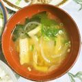 mmameco's cooksnap of when they made 玉ねぎとワカメの味噌汁♪.