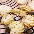 パグカップ's cooksnap of when they made バター無し◎絞りだし黒ごまクッキー.