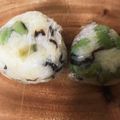 チェリチョコ's cooksnap of when they made 塩こんぶと枝豆のおにぎり‪‪♪.