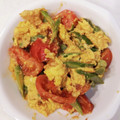 оあーさо's cooksnap of when they made アスパラとトマトのふんわりオイマヨ卵炒め.