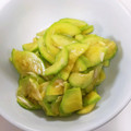 パワーパフガール's cooksnap of when they made めちゃうまっ！！うりときゅうりの漬物.