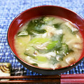 アイリッシュショコラ's cooksnap of when they made しめじとわかめのお味噌汁.