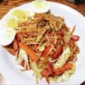 ちゃーりーWKY's cooksnap of when they made 固形ルーでカレー焼きそば.