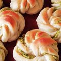あまいこびと's cooksnap of when they made あんこねじりパン.