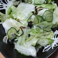 イロピリン's cooksnap of when they made レタスときゅうりの塩昆布和え.