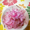 くネコまろす's cooksnap of when they made 赤玉ねぎの酢漬け.