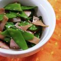 saalalan's cooksnap of when they made 絹さやとハムの和風ナムル風.