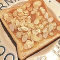 ナンキンハゼ's cooksnap of when they made 朝食に＊姫路名物きな粉アーモンドトースト.