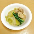 ★ぴよぴよ501★'s cooksnap of when they made 鶏皮で☆キャベツとニラのもつ鍋風☆.